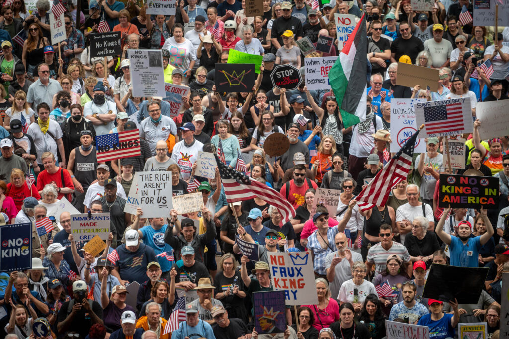 20250614 no kings protests pittsburgh 03