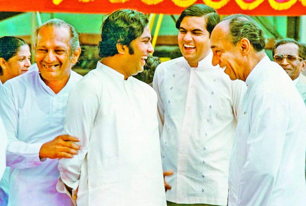 දීගයක් ගැන හීනයක් දකින හරීන් from left ananda tissa de alwis gamini dissanayake ranil wickremesinghe and j.r.jayawardena 1024x690