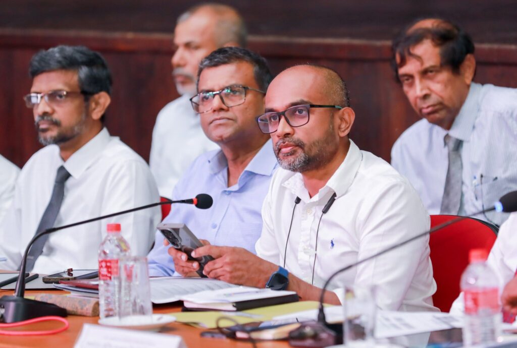 ජනපති මහනුවර එයි.දිස්ත්රික් සම්බන්ධීකරණ හමුවක් කැඳවයි. 595405779 1438823257613899 27714547637768067 n