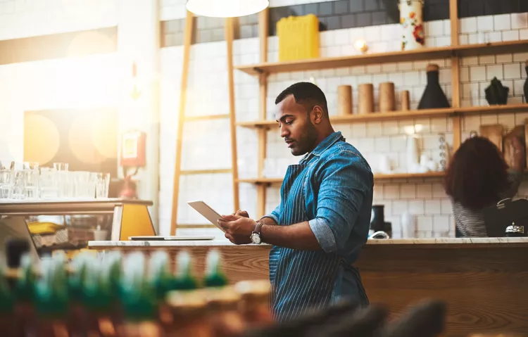 ශ්රී ලංකාවේ ක්ෂුද්ර මූල්ය හා මුදල් ණය සඳහා නව යුගයක් gettyimages 946138096 207ae373588742ab8de9f54251a229cf