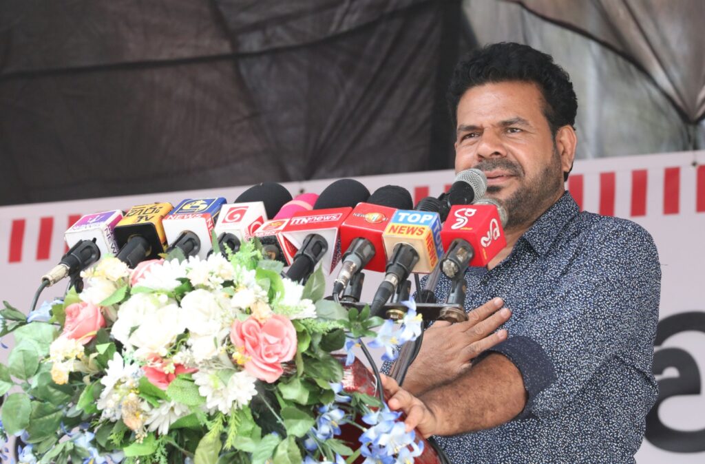 මිල්කෝ කිරි එරෙයිද්දී සේවකයින්ට කිරි උතුරයි 607496781 1425536998959248 7548449008080841480 n