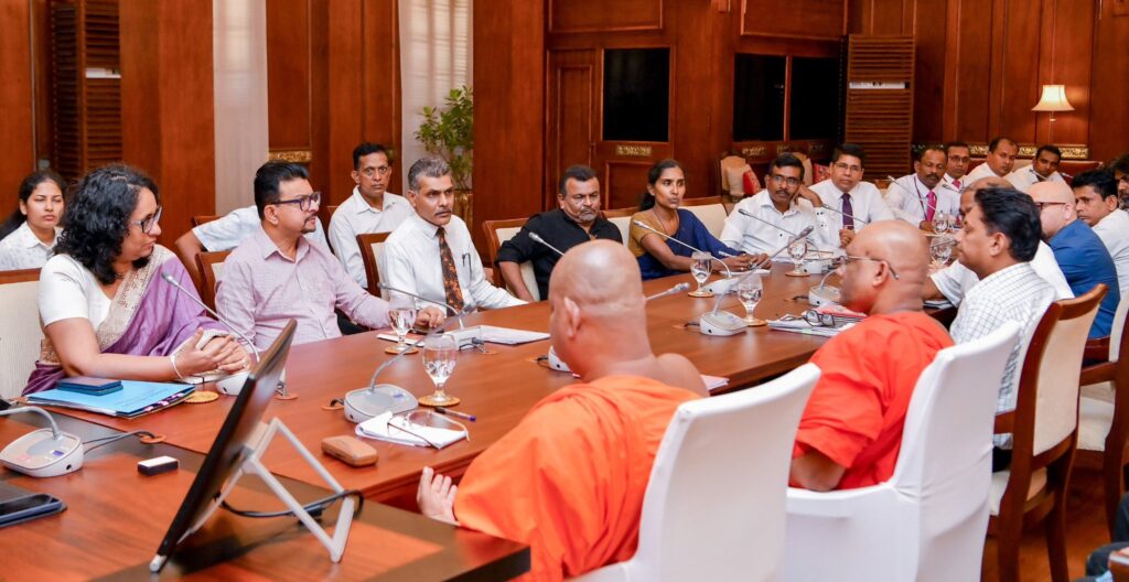 අධ්යාපන ප්රතිසංස්කරණ එක්ක හිටගන්න වෘත්තීය සමිති තීන්දු කරයි 615774974 1466092704886954 5100932696668199692 n