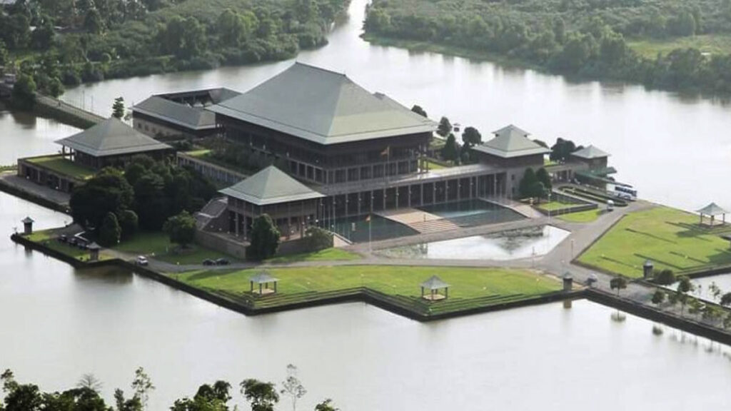 parliment 1200px 22 10 17