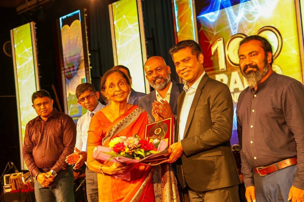 ශ්රී ලංකාවේ ගුවන් විදුලි වංශකතාවට සියවසක් 633884283 1461968981965587 4221130674296038089 n