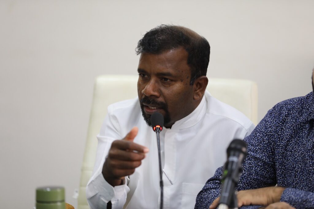 ඉරිඟු කර්මාන්තයටත් ඩිජිටල් මුහුණුවරක් whatsapp image 2026 02 20 at 17.48.22