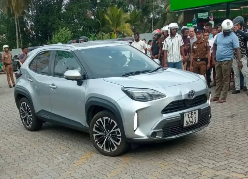 4 arrested for murder of Akuregoda lawyer