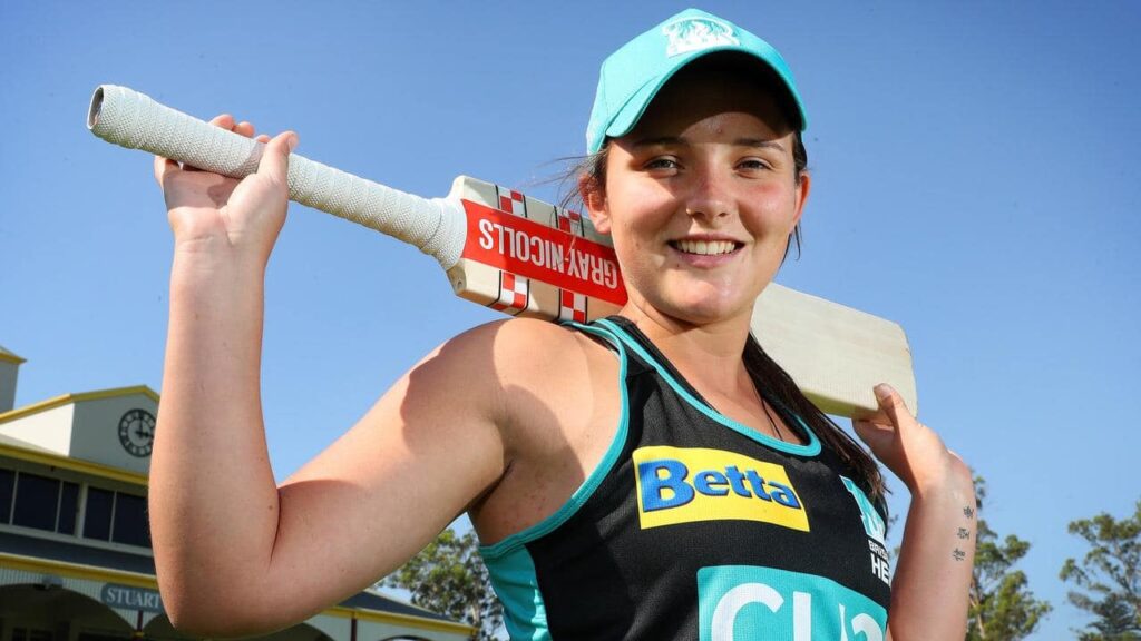 නවසීලන්ත ක්රිකට් කණ්ඩායමේ නව නායිකාව වූ 25 හැවිරිදි සුරූපී Amelia Kerr wp12093577