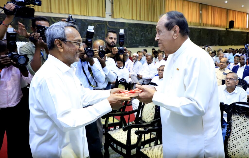 ‘මා අකමැතිව සිටි ජේආර්‘ කැමැත්තෙන්ම ජනගත වෙයි. 657711510 1462781555288595 963763764803401699 n